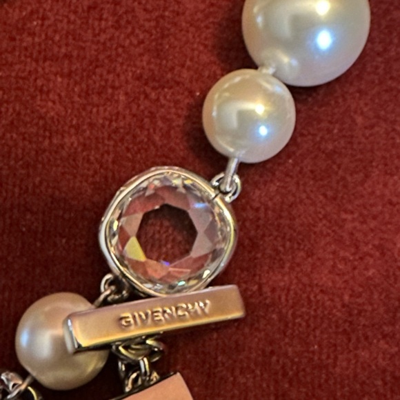 Vintage Givenchy pearl necklace - Picture 5 of 5